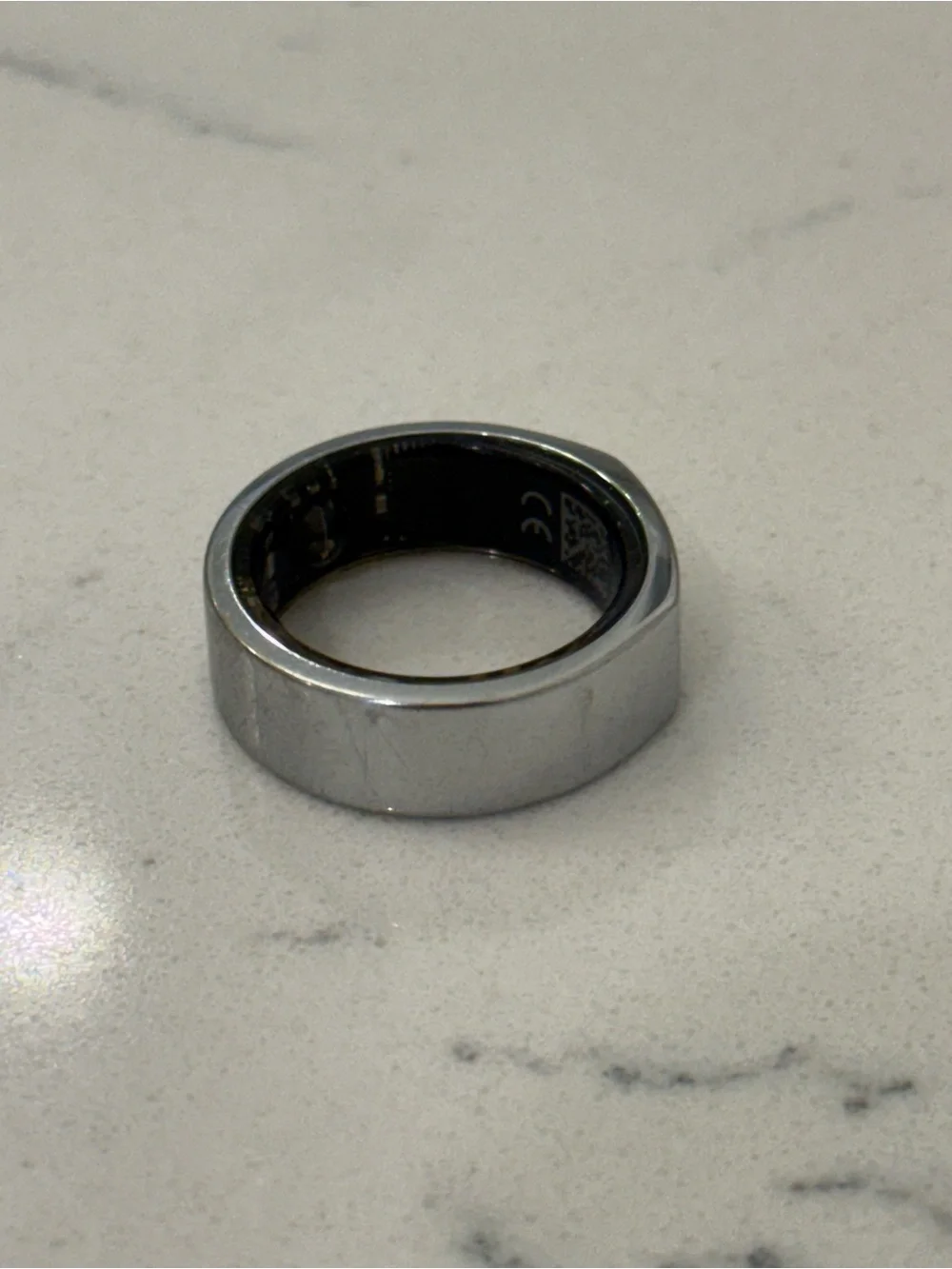 Oura Ring in polished silver-tone